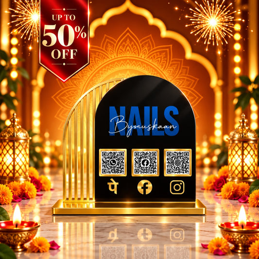 3QR Arch Black Gold Standee