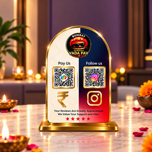 2QR Curved Social Media Edition Standee