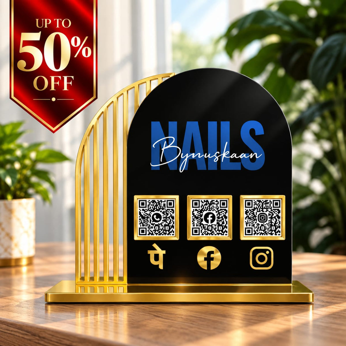 3QR Arch Black Gold Standee