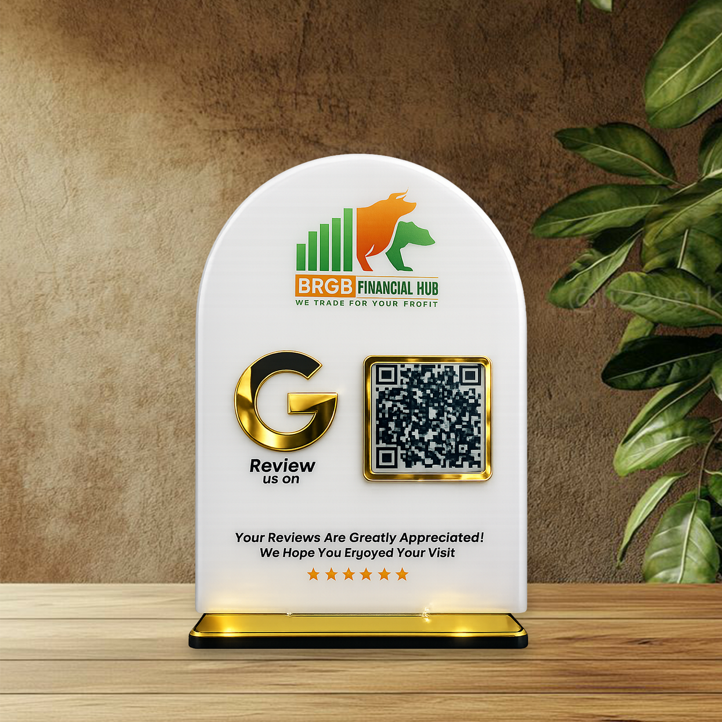 1QR Curved Standee
