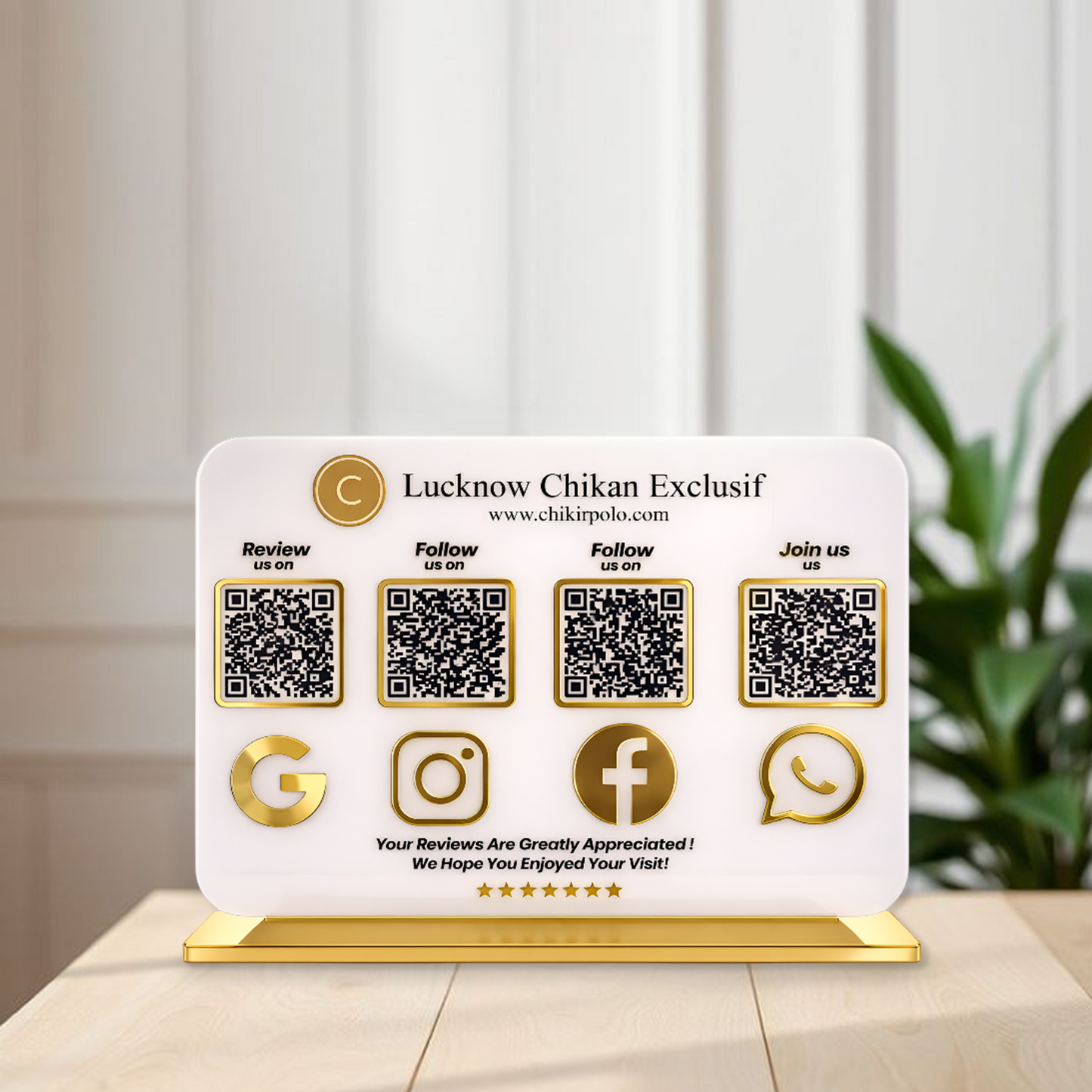 4QR Premium Standee